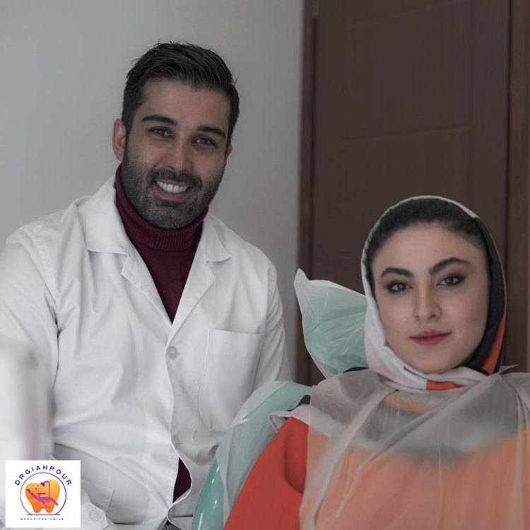 خانم مریم مومِن
