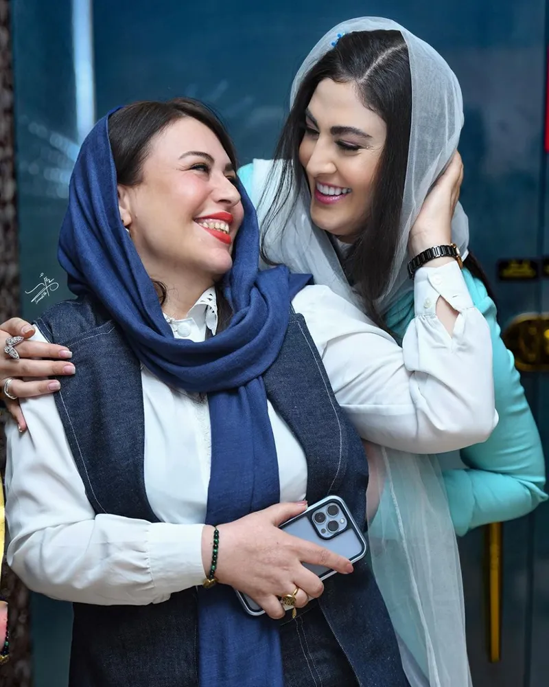 مریم مومن و گیتی قاسمی